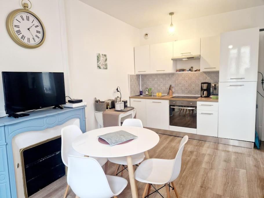 Fregate Apartment Шербур-ан-Котентан Екстериор снимка